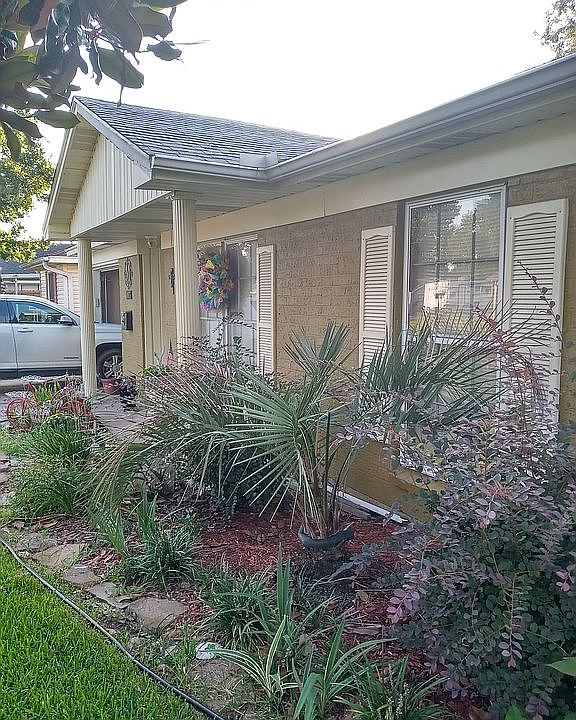 1st image of 117 Avenue D