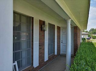 2100 Ray Ave, Bossier City, LA 71112