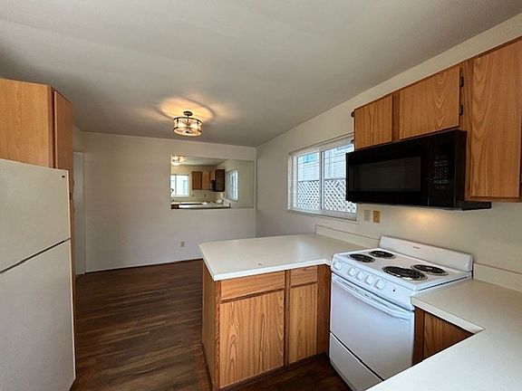 2nd image of 550 David Ave Unit B