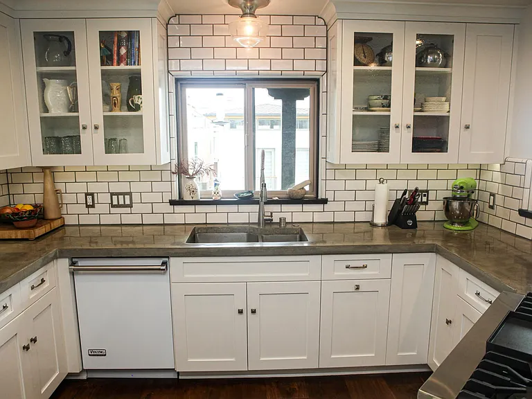 Gourmet Kitchen with Built in Bar