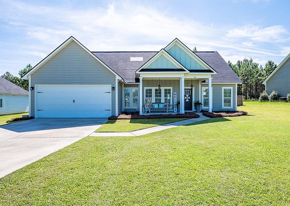 1st image of 121 White Oak Dr
