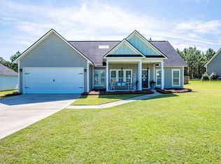 121 White Oak Dr, Leesburg, GA 31763