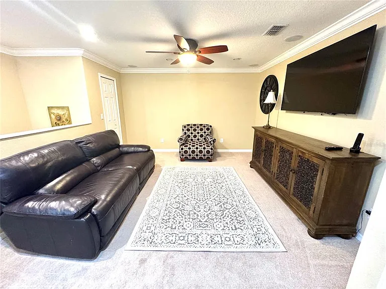 1483 Hillview Ln — Photo 23