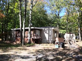 1003 Bluegrass Ln, Effort, PA 18330