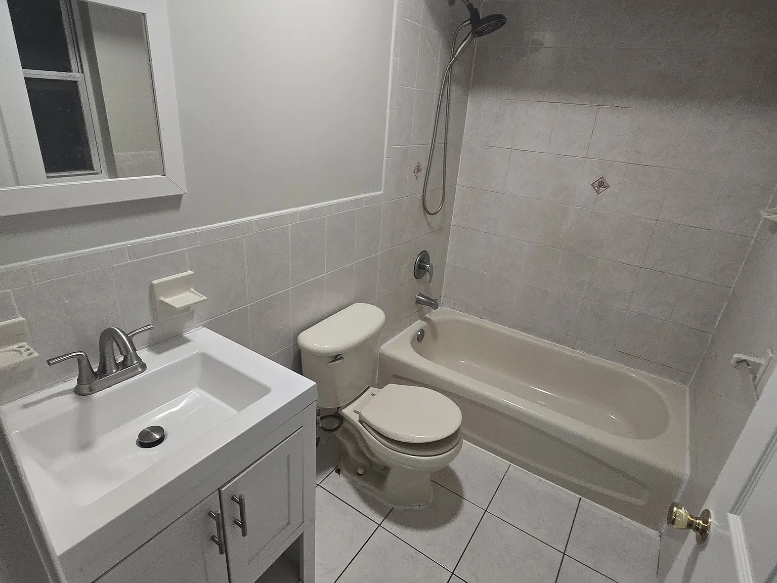 3 bed, $2,500 — Photo 3