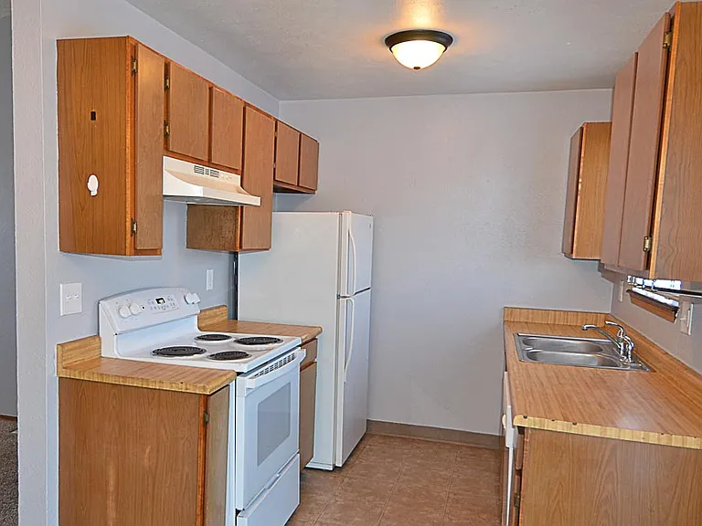 4902 S Rifle Ct — Photo 9