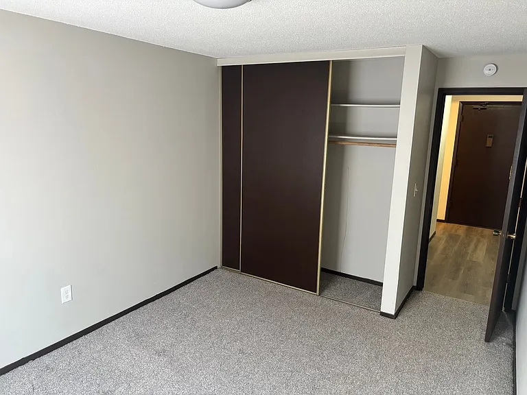2525 Harriet Ave Building — Photo 9