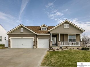 15947 Rosewater Pkwy, Bennington, NE 68007