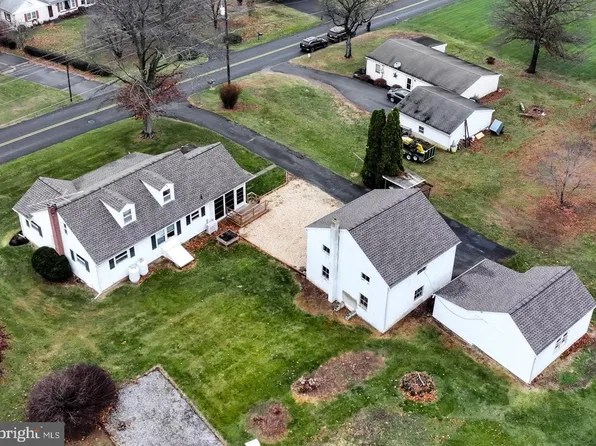 111 Snavely Mill Rd, Lititz, PA 17543