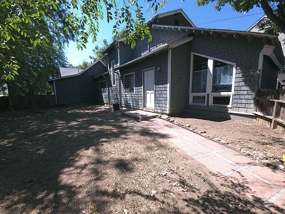 2nd image of 2645 Pine St #2647