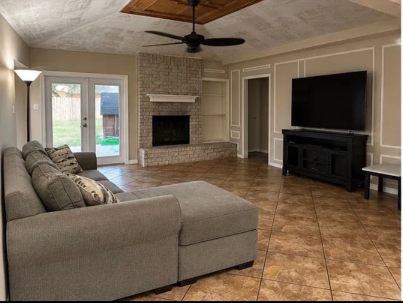3 bed, 1485 sqft, $2,500 — Photo 4