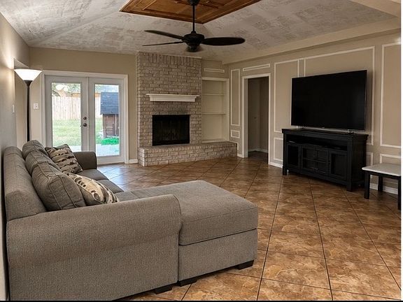 4th image of 5233 Long Shadows Ln