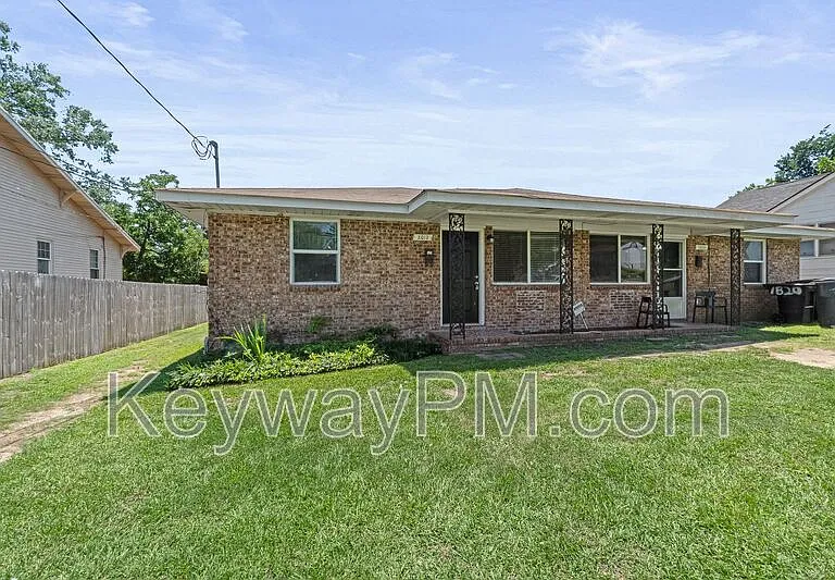 2012 Wrightsboro Rd — Photo 1