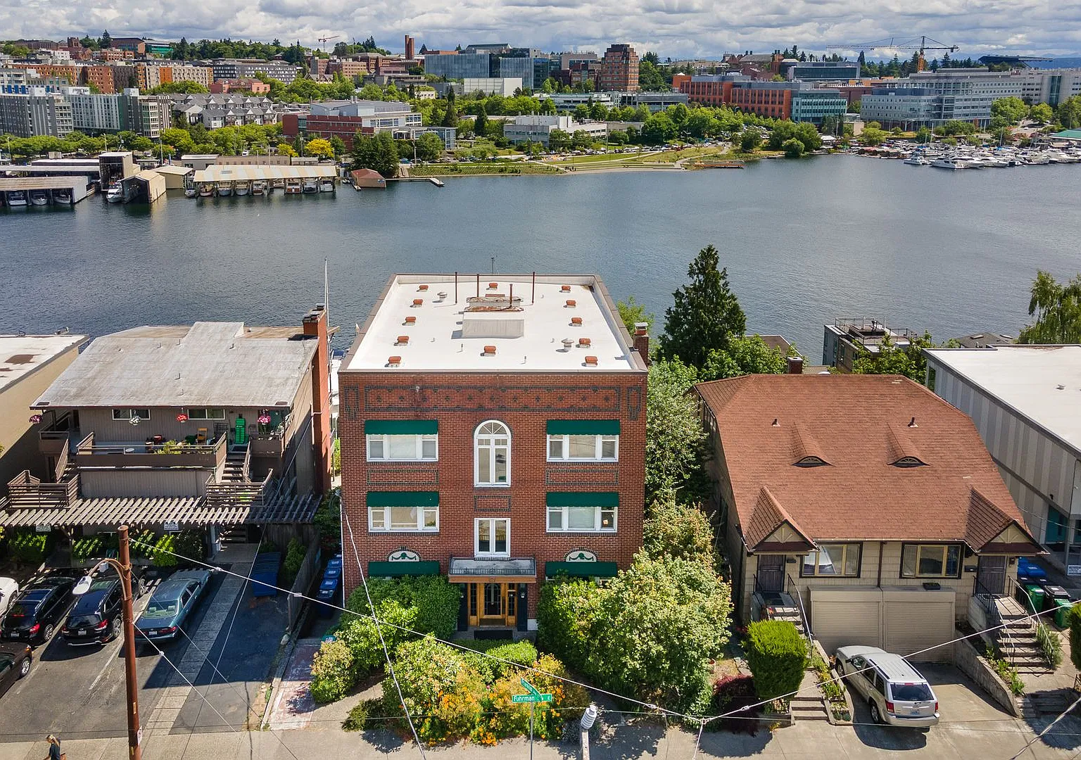 Top Floor w/Unobstructed Water & Mountain Views — Photo 1