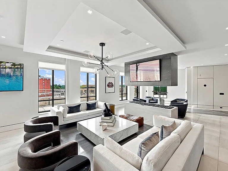 34901 Woodward Ave #5 — Photo 16
