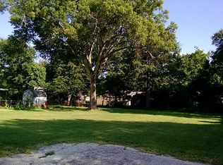 211 Fairfield Ave, Shoreacres, TX 77571