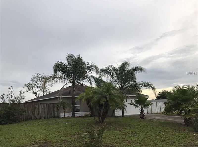 1st image of 330 Betty Ln