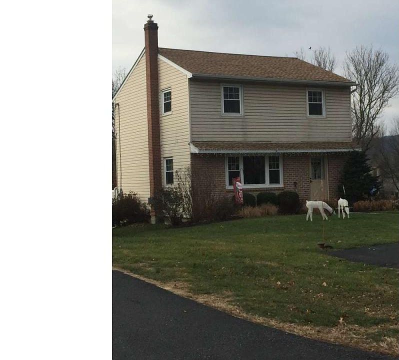 2nd image of 62 W College Ave