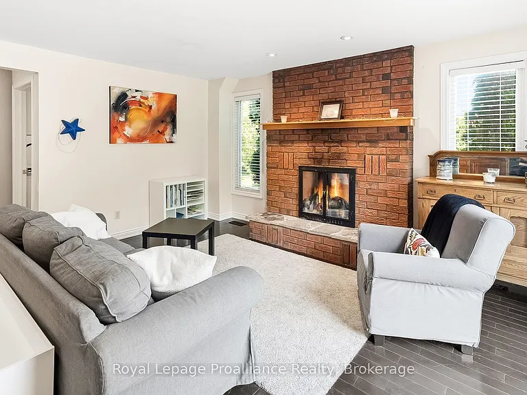 37 Ravine Dr — Photo 11