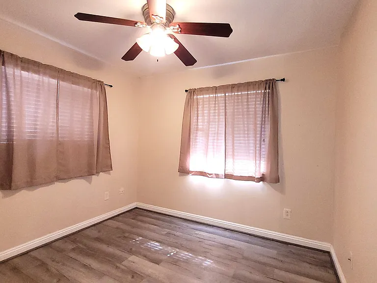 1253 Joshua St — Photo 8