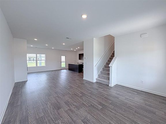 2nd image of 333 Wildflower Cir