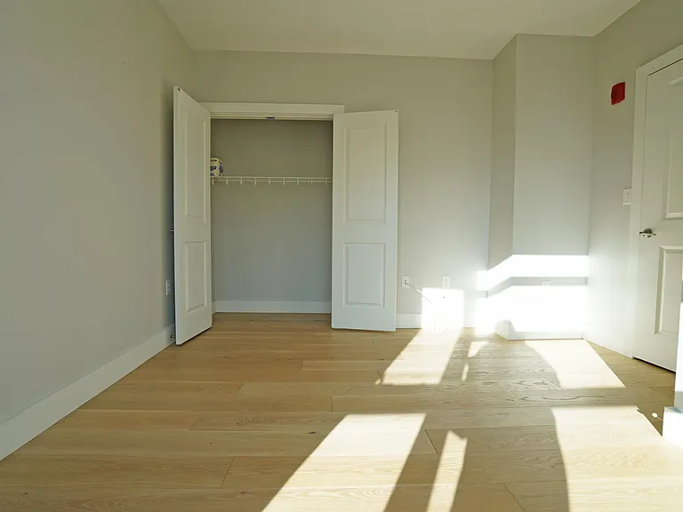 1650 Commonwealth Ave #303 — Photo 9