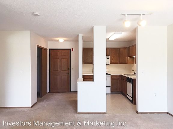 3rd image of 2650 26th Ave S #202