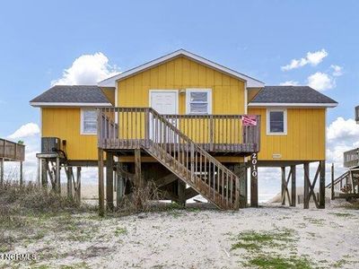 2010 N Shore Dr, Surf City, NC, 28445