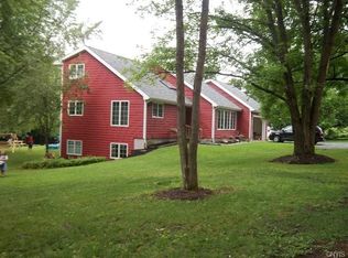 2989 Bacher Rd, Skaneateles, NY 13152