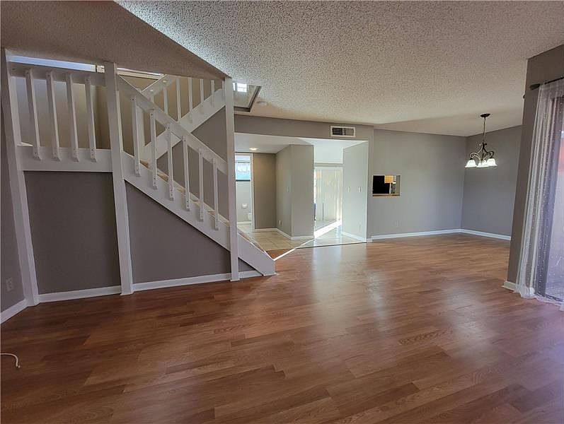 1st image of 140 Sherwood Cir APT 19B