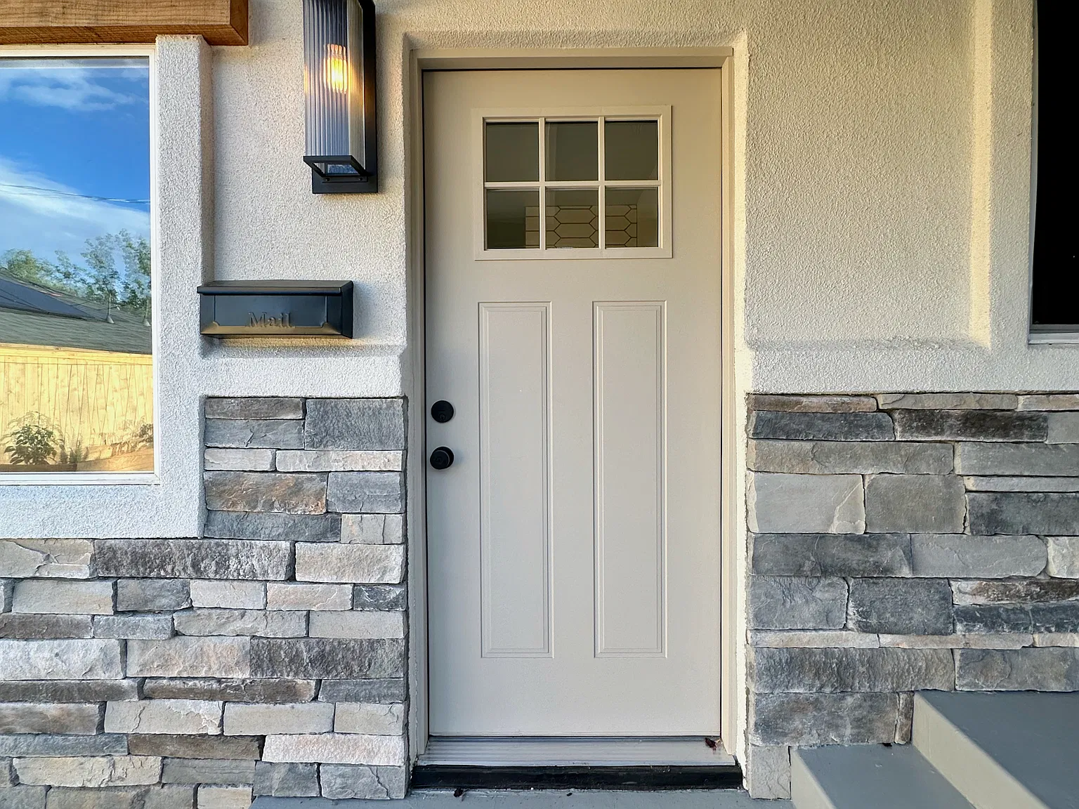 2 bed, 775 sqft, $2,400 — Photo 4