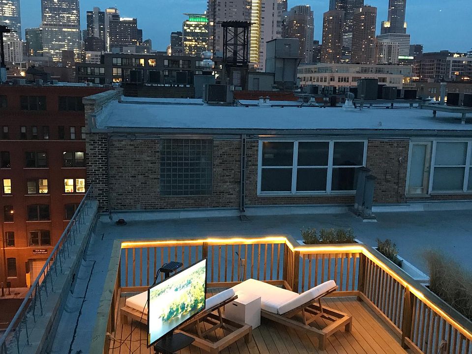 2nd image of 1000 W Washington Blvd #71AB