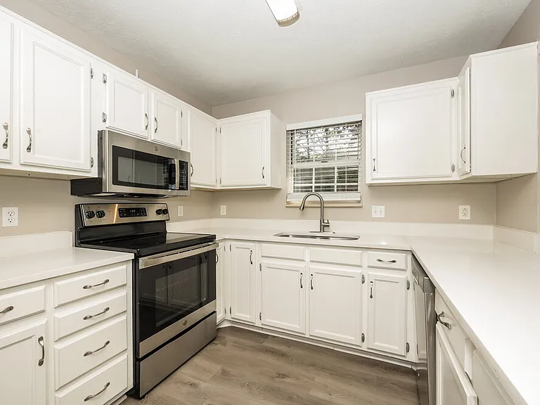 903 Retriever Pl — Photo 8