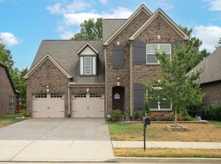 138 Monarchos Dr, Gallatin, TN 37066