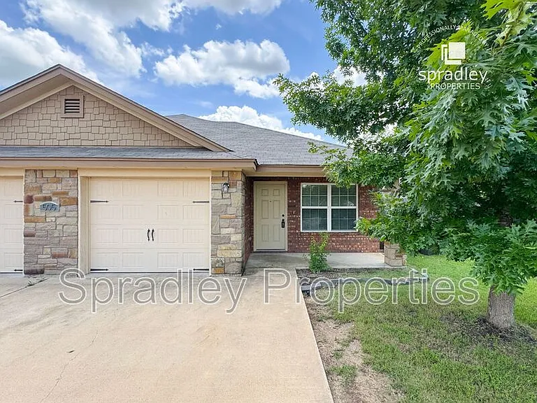 505B Kacie Dr — Photo 1