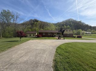 142 Kentucky #194, Prestonsburg, KY