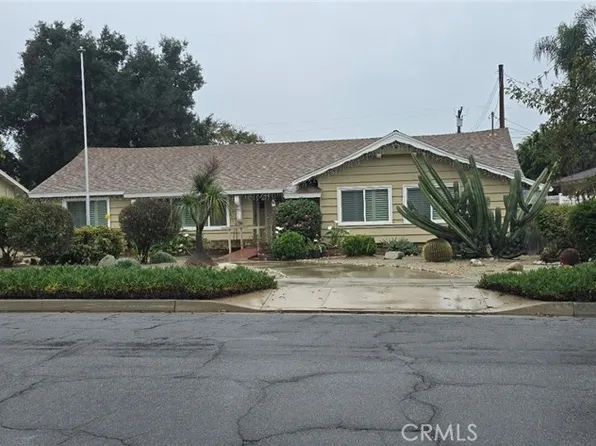 214 E 4th St, San Dimas, CA 91773