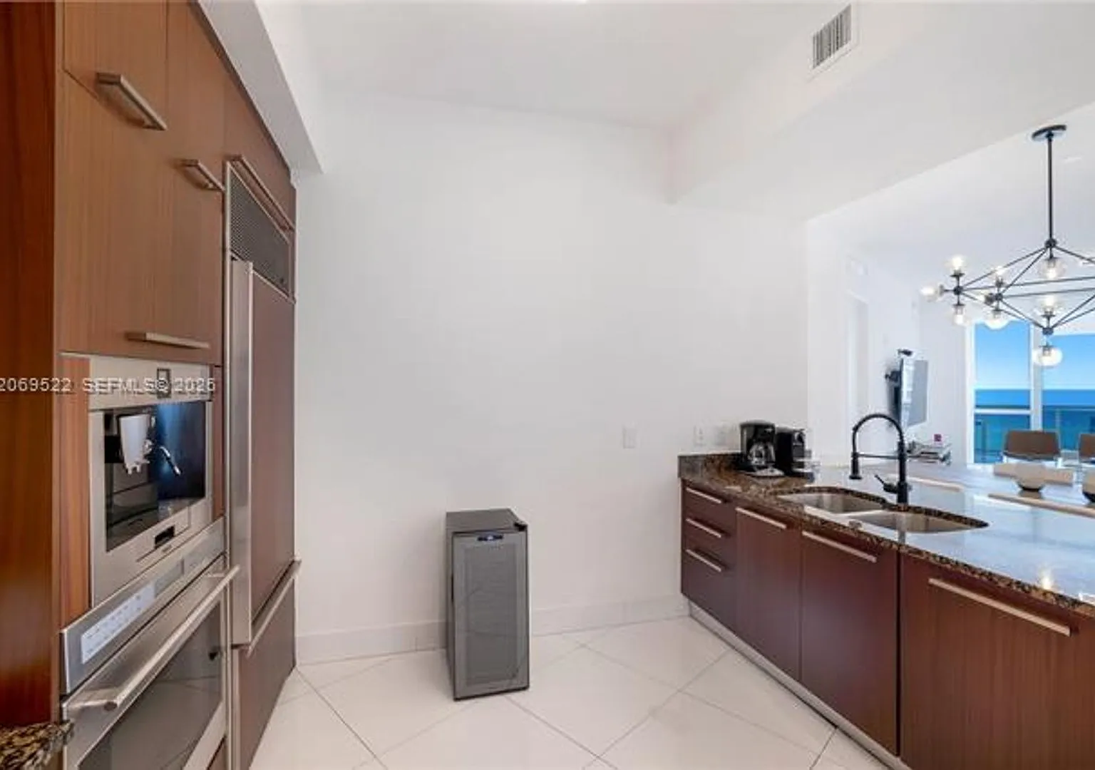15901 Collins Ave cu-707, Sunny Isles Beach, FL 33160 — Photo 2