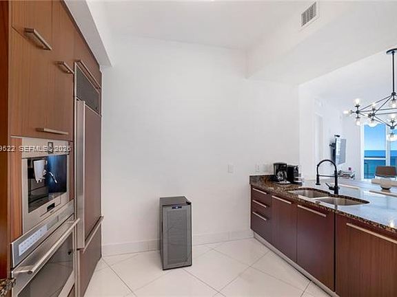 2nd image of 15901 Collins Ave #Cu-707
