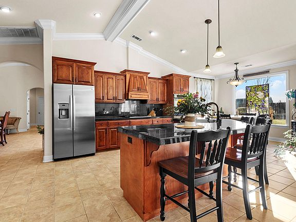 5th image of 3183 Agassi Ln