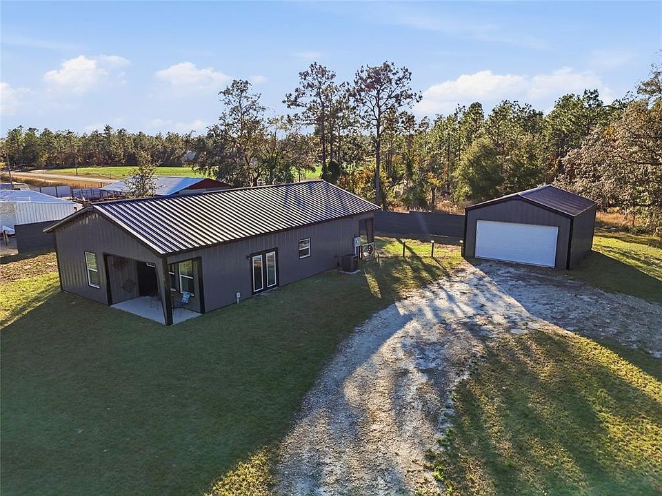 1st image of 4030 NE 140th Ct