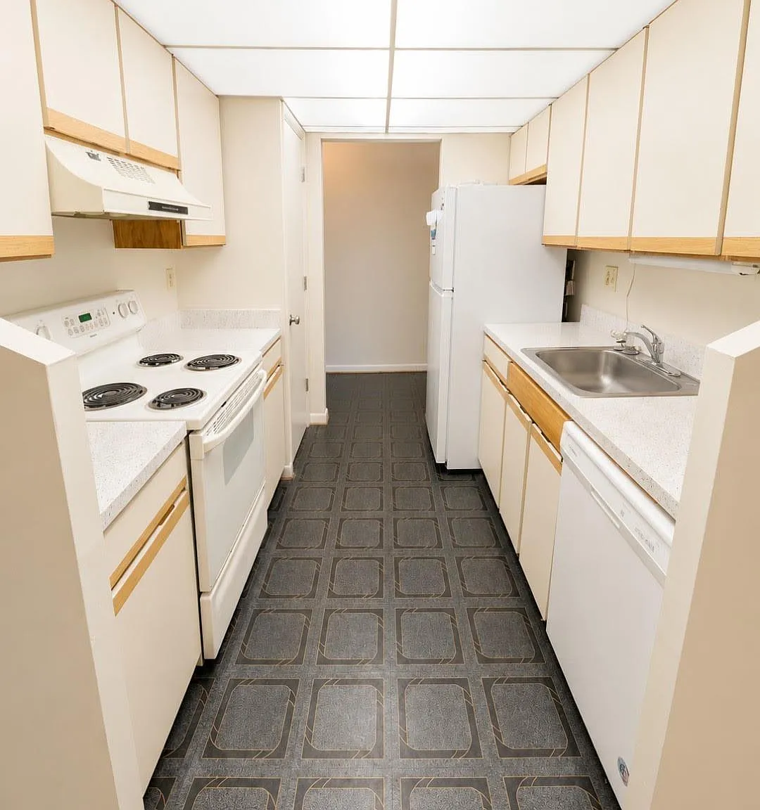 2 bed, 2.0 bath, 1120 sqft, $1,850 — Photo 2