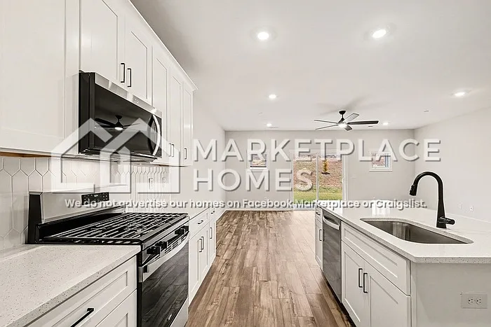 4025 Norman Dr — Photo 9