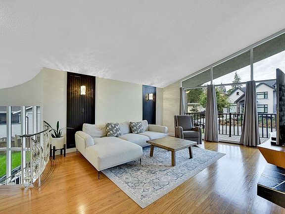 3rd image of 12588 55a Ave