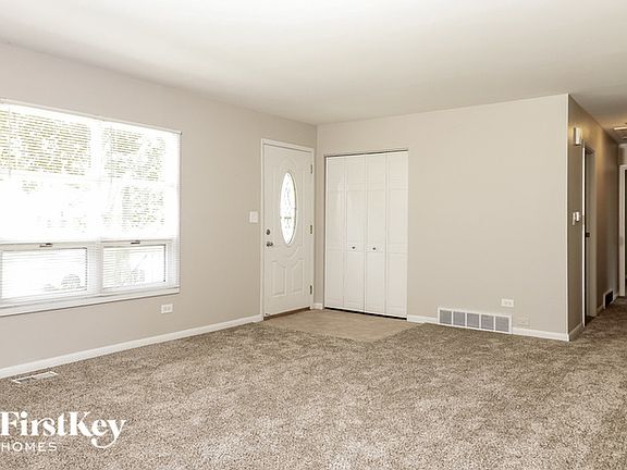 4th image of 35W715 Crispin Dr