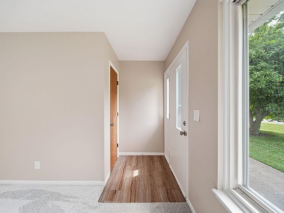 5th image of 2814 Harben St