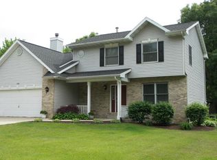 19704 Dogwood Dr, New Buffalo, MI