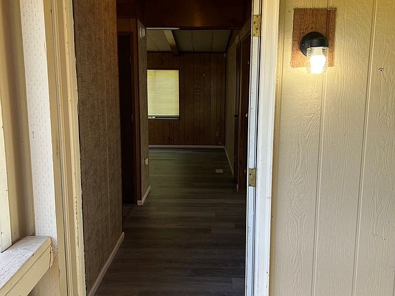 2nd image of 13217 Canyon Rd E