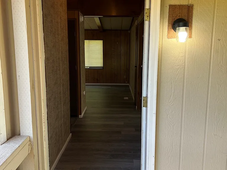 13217 Canyon Rd E — Photo 2