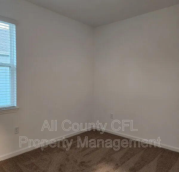 4354 Davos Dr — Photo 10